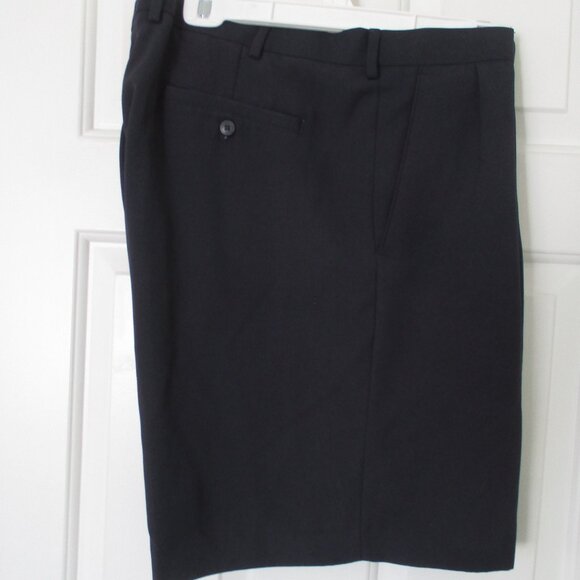 Alan Flusser Golf Mens Navy Pleated Front Short Pant - Size 40W - Picture 2 of 3